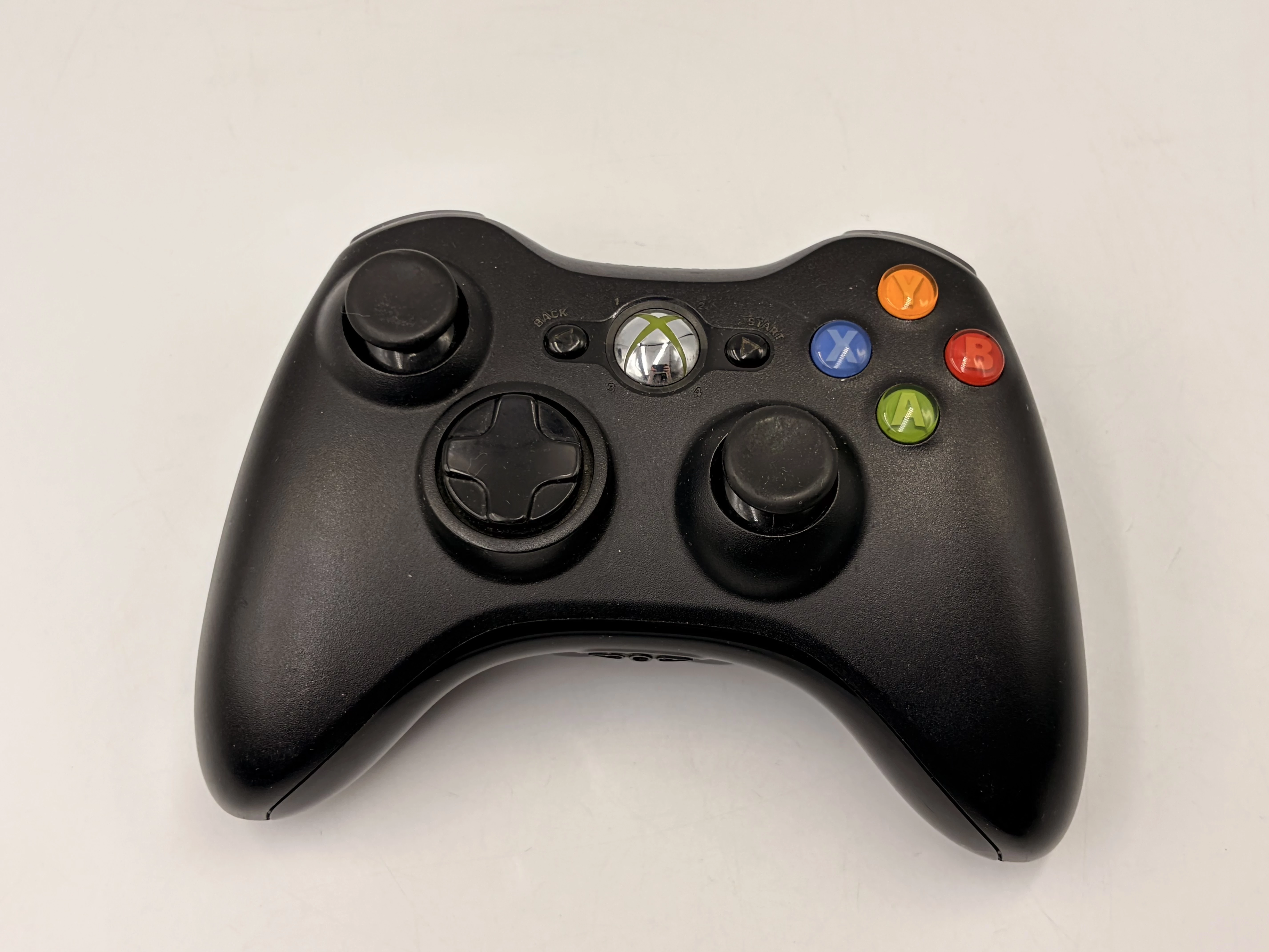 konsola-microsoft-xbox-360-s-250-gb-pad-kinect-waga-produktu-100