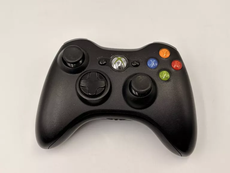 konsola-microsoft-xbox-360-s-250-gb-pad-kinect-waga-produktu-100