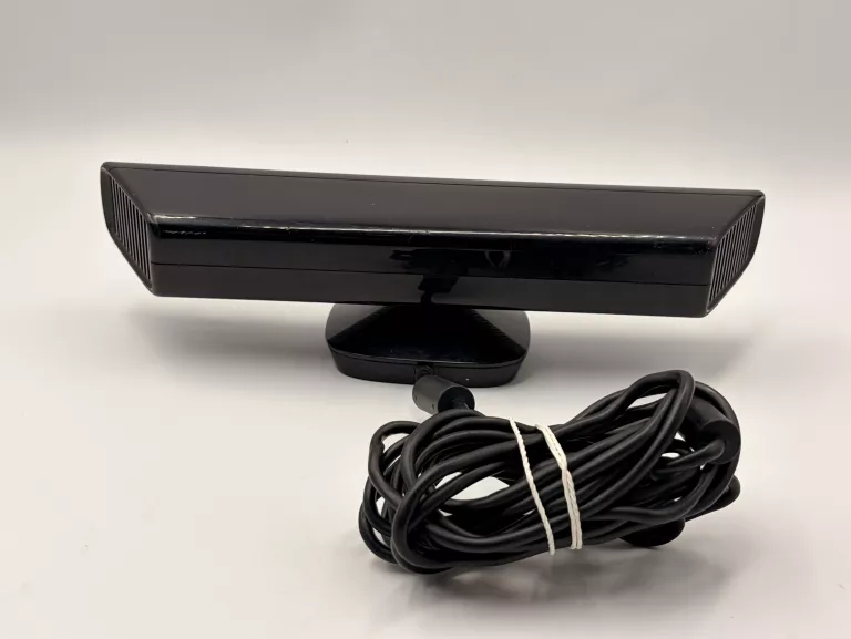 konsola-microsoft-xbox-360-s-250-gb-pad-kinect-producent-248914-1988163