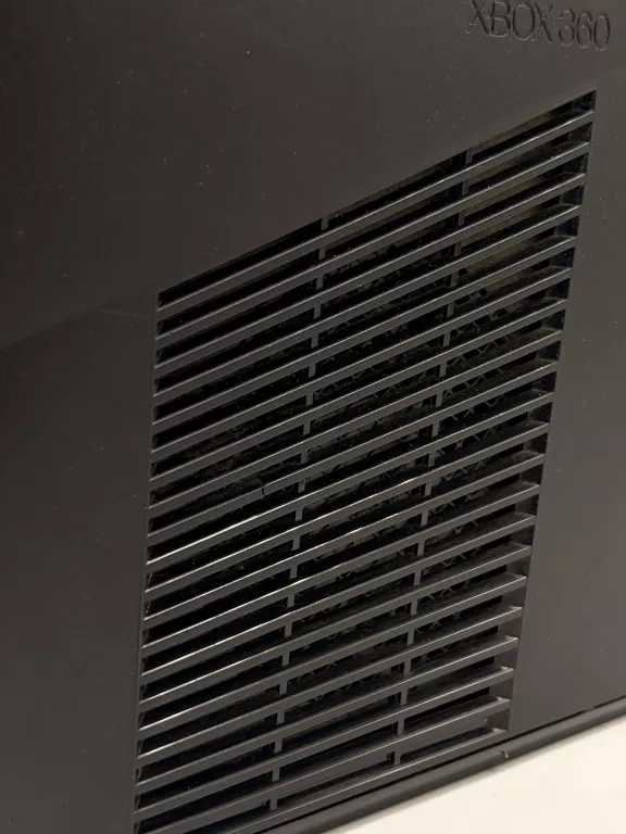 konsola-microsoft-xbox-360-s-250-gb-pad-kinect-gry-w-zestawie-205998-225574