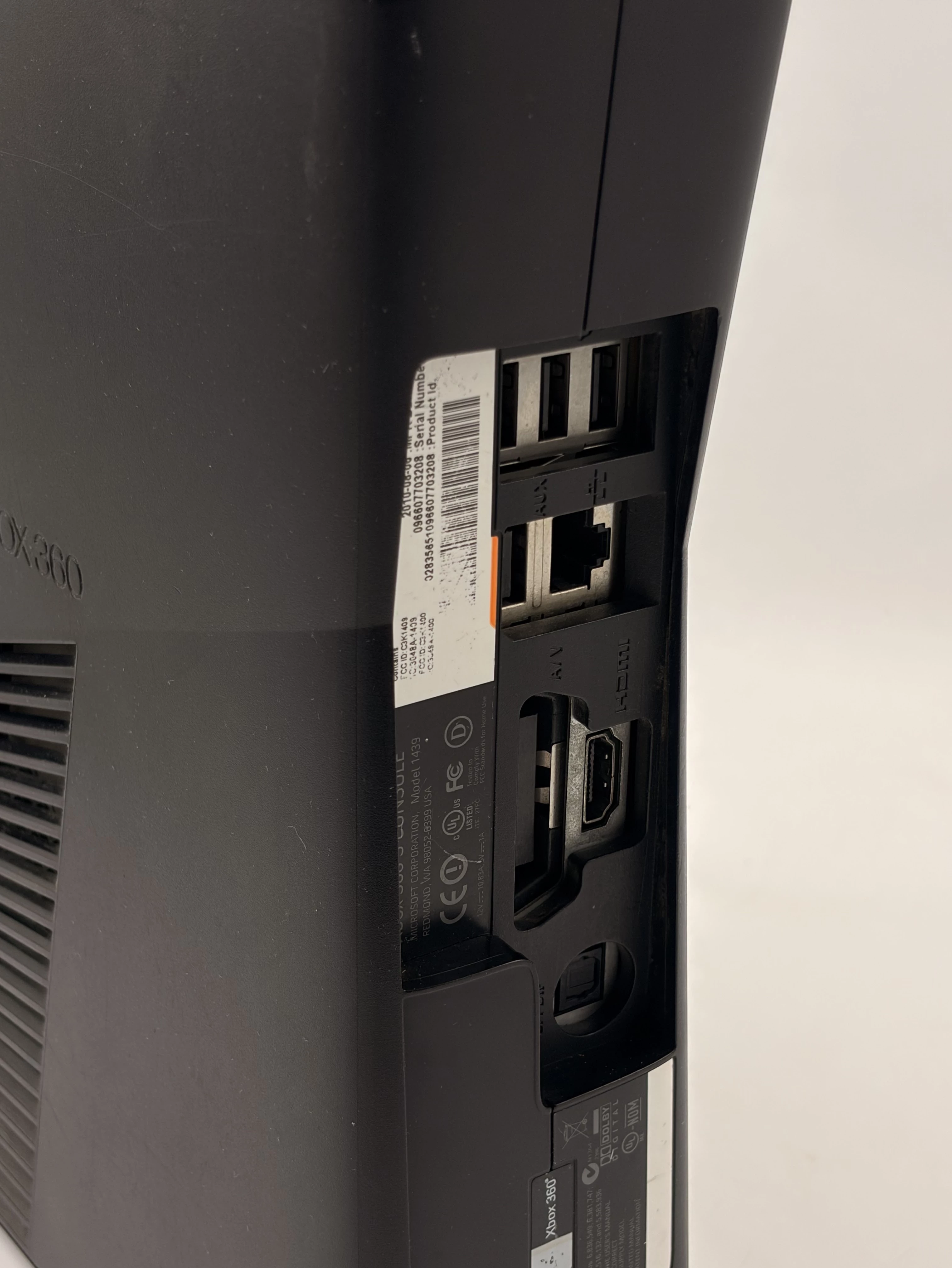 konsola-microsoft-xbox-360-s-250-gb-pad-kinect-dysk-wbudowana-pamiec-5179-1737803