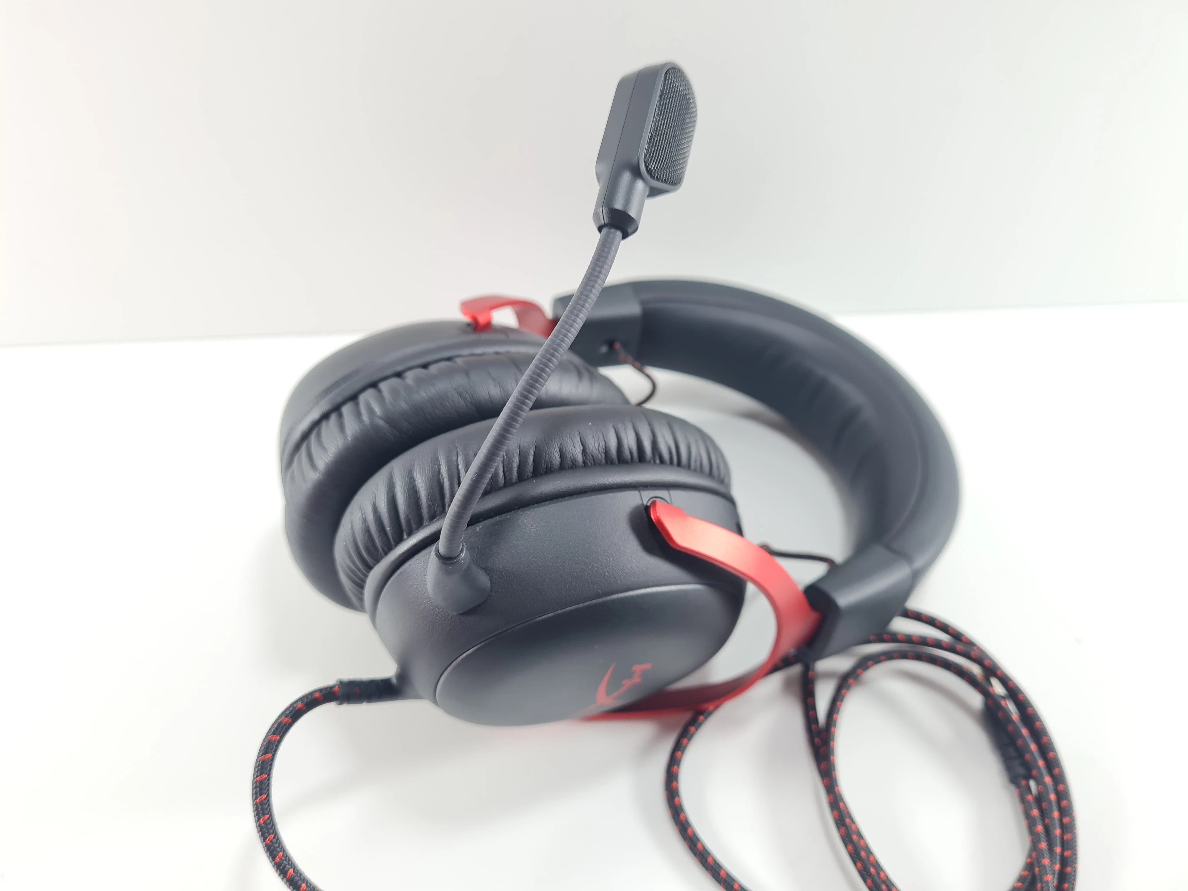 sluchawki-hyperx-cloud-iii-model-cloud-iii