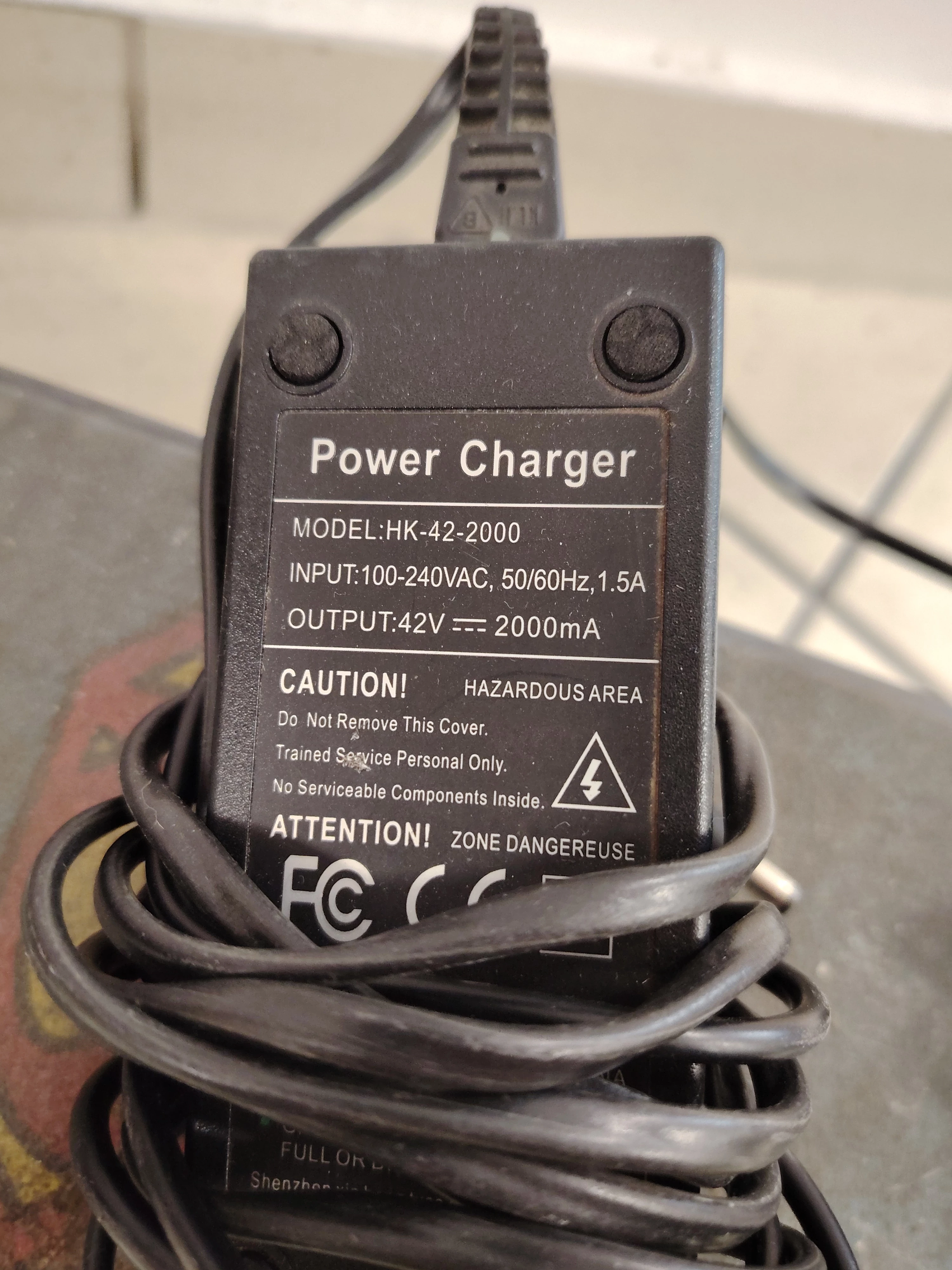 hulajnoga-elektryczna-motus-scooty-85-350-w-kod-producenta-akc028-1