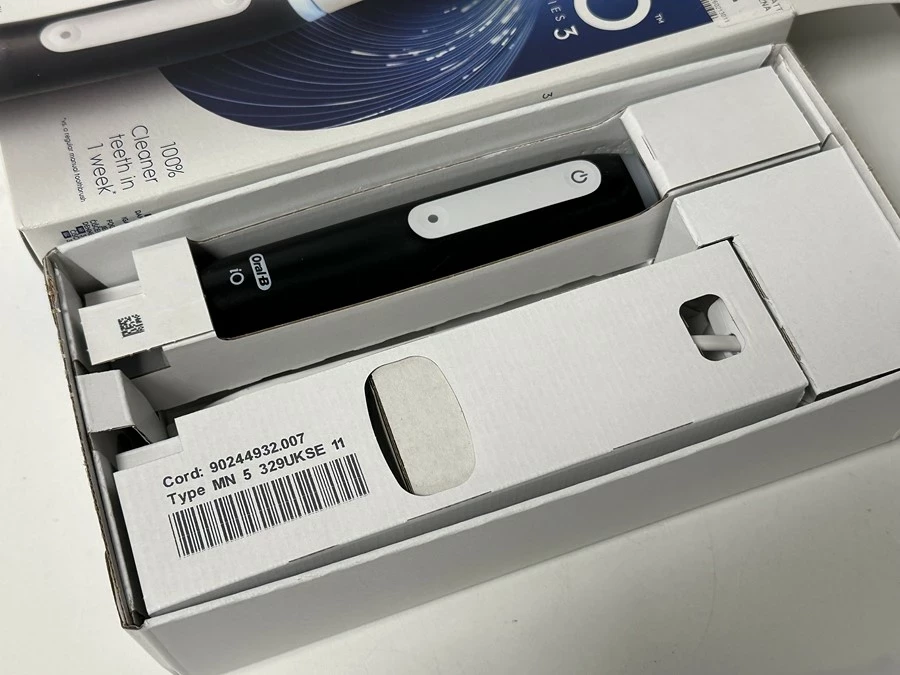 szczoteczka-elektryczna-oral-b-io-series-3-liczba-koncowek-w-zestawie-1