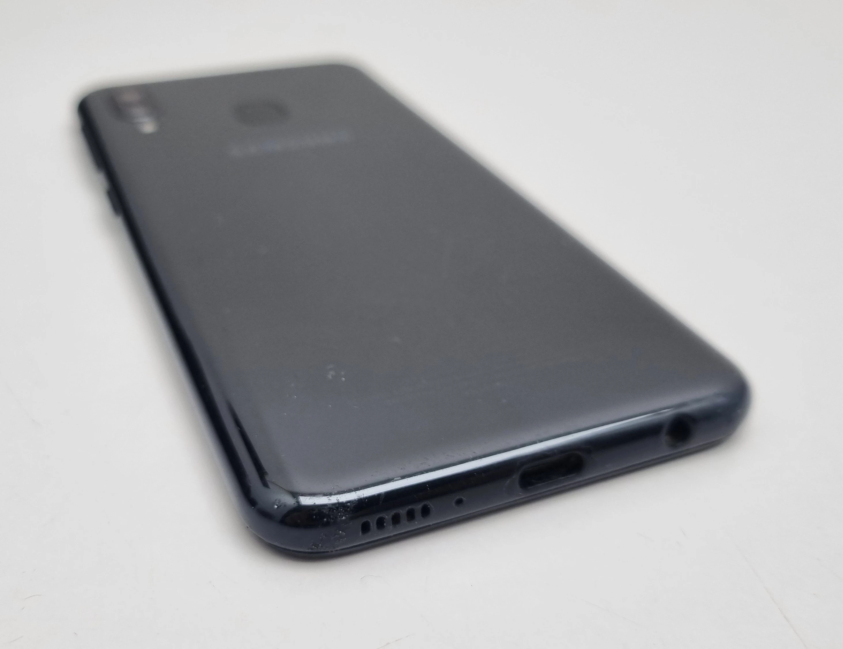 telefon-samsung-a20e-stan-11323-2