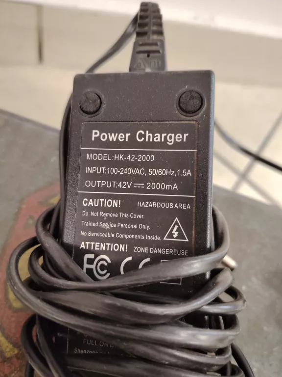 hulajnoga-elektryczna-motus-scooty-85-350-w-kod-producenta-akc028-1