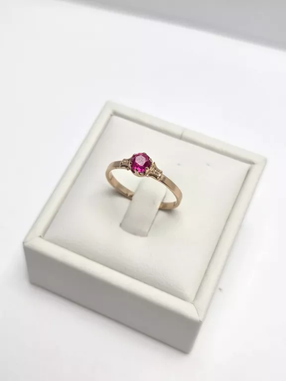 zloty-pierscionek-z-rozowym-oczkiem-zloto-rosyjskie-585p-19r186g-okrzei-191-pila