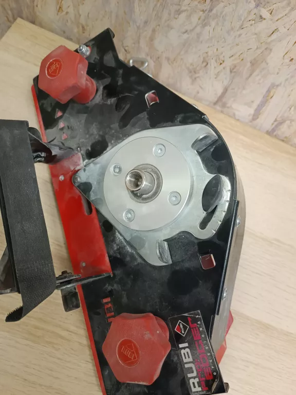 przystawka-do-ukosowania-plytek-rubi-pro-edger-stan-11323-2