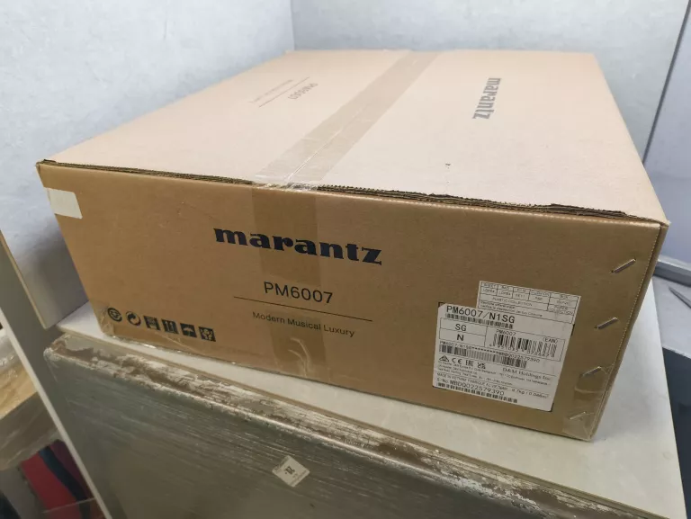 wzmacniacz-marantz-pm6007-silver-gold-igla-kolor-718-2