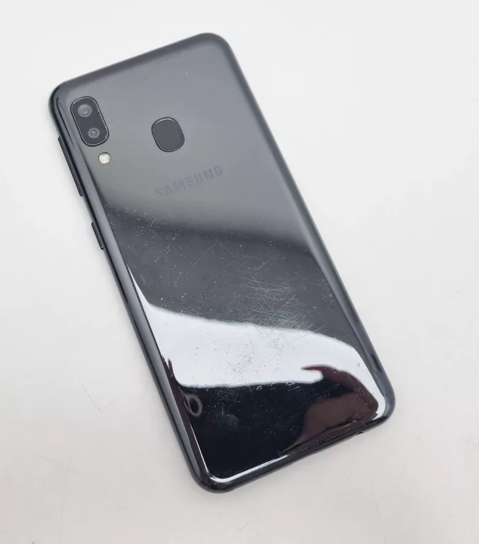 telefon-samsung-a20e-ean-gtin-887276343006