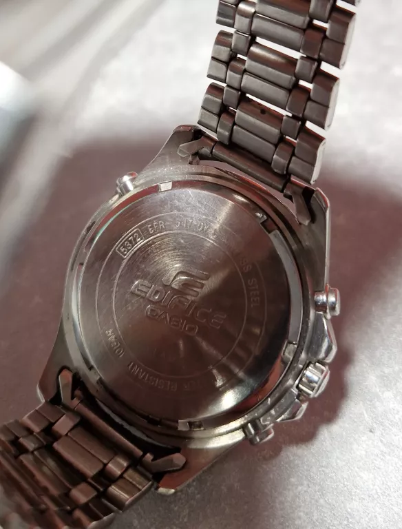 zegarek-casio-edifice-illuminator-5372-efr-547-mechanizm-18738-1