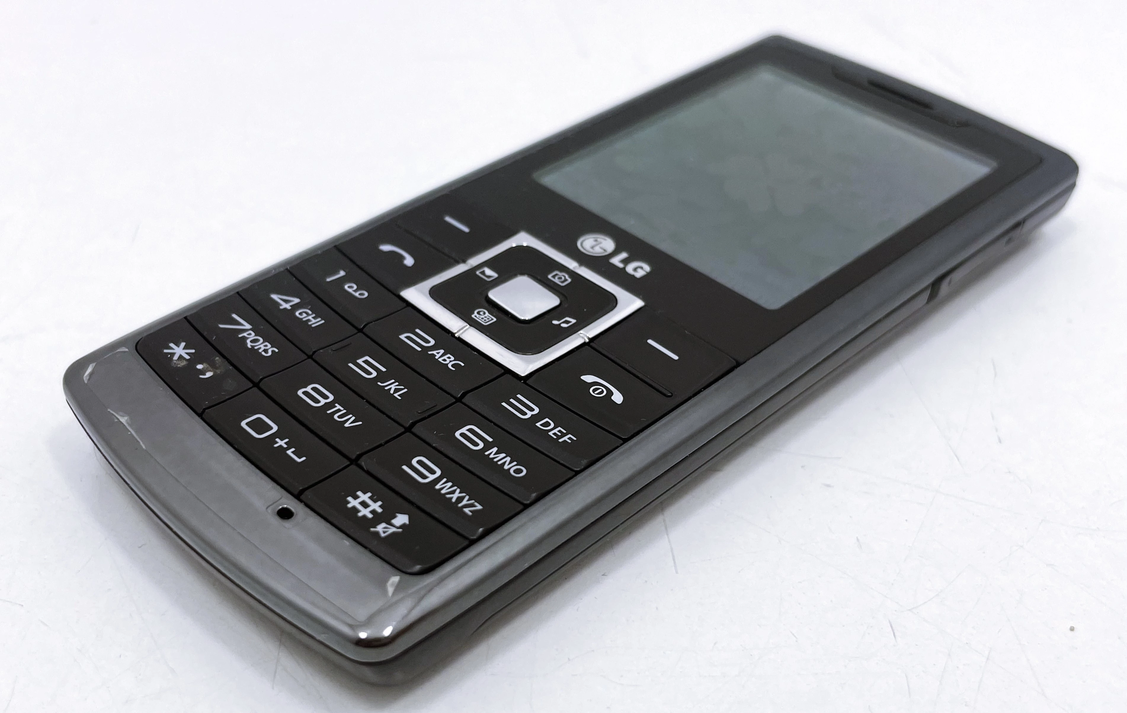 telefon-lg-s-310-ean-gtin-8808992044291