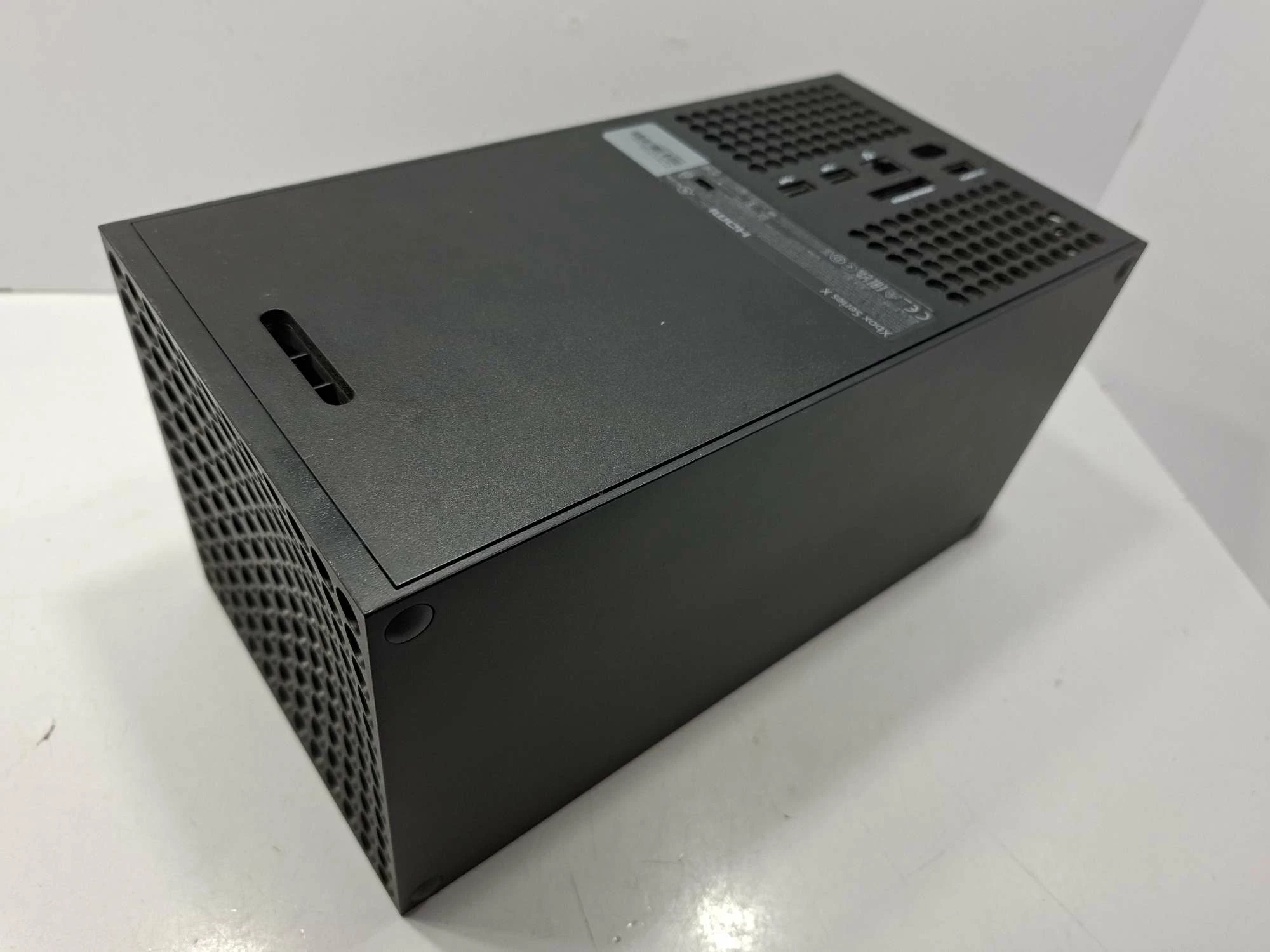 konsola-xbox-series-x-producent-248914-1988163