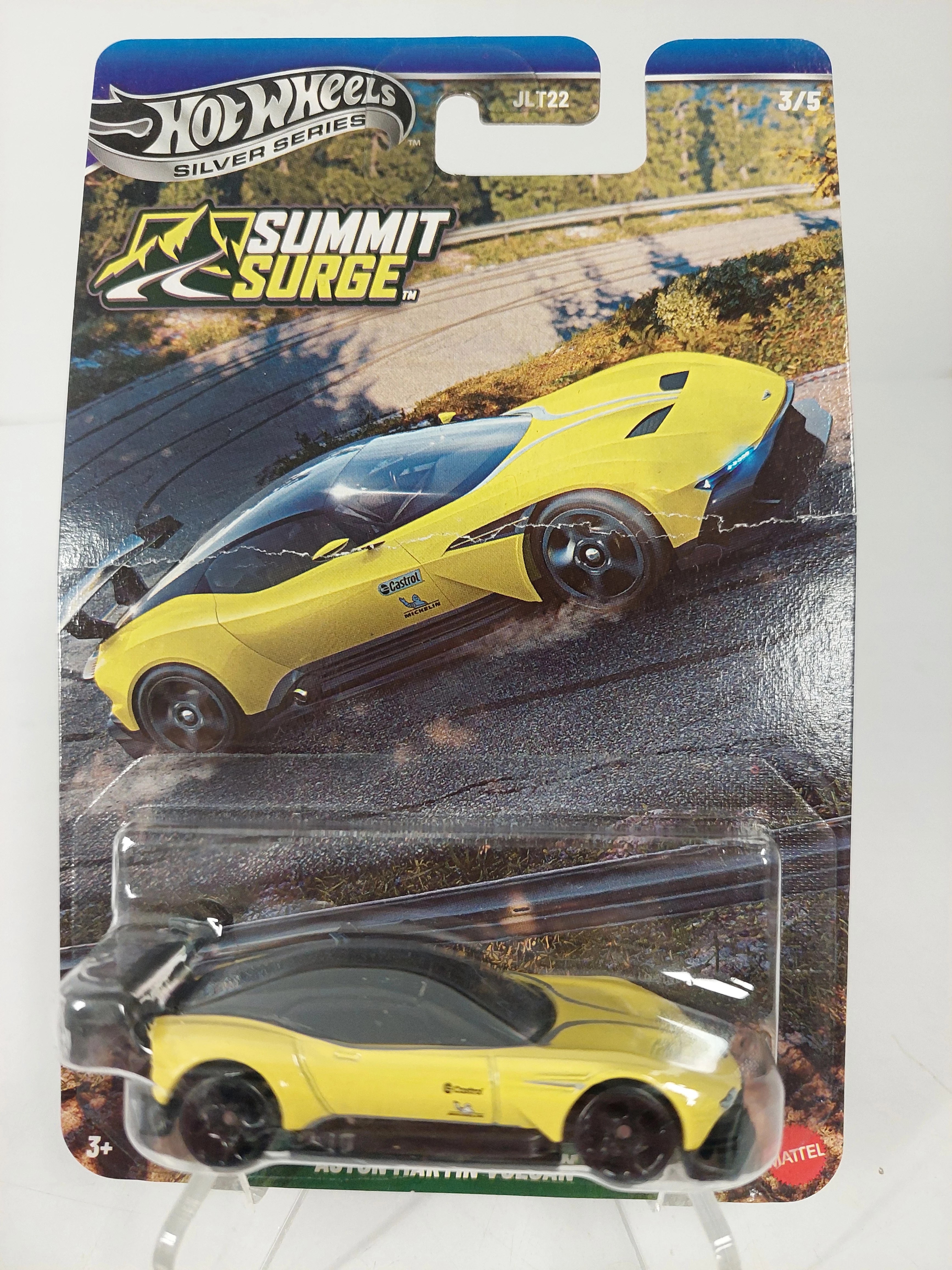 hot-wheels-silver-series-summit-surge-35-aston-martin-vulcan-kalwaryjska-37-krakow-kotkiewicz-sj