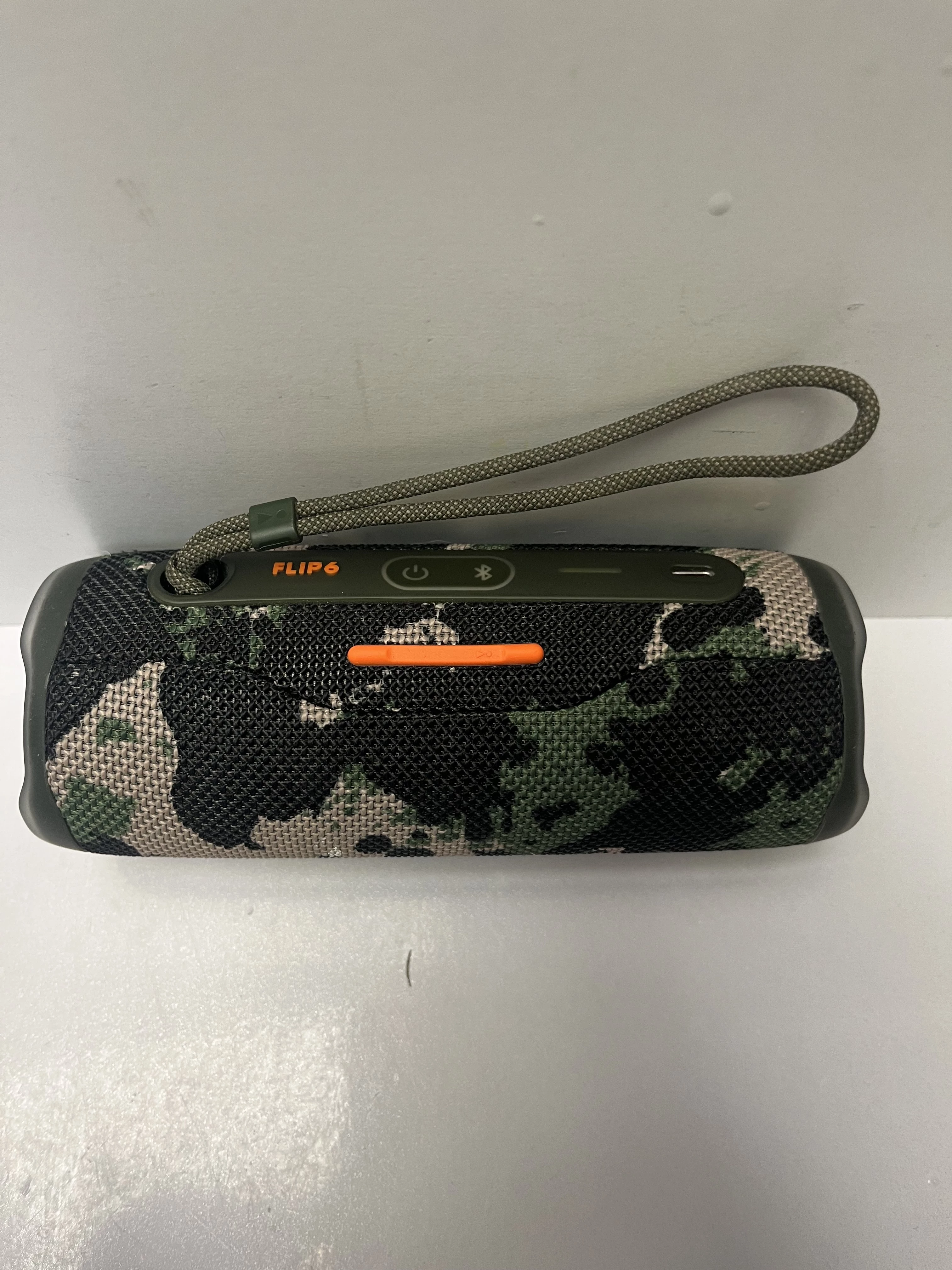 glosnik-bt-jbl-flip-6-stan-11323-2