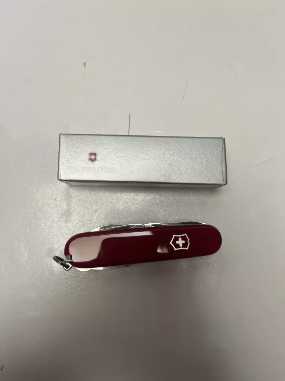 scyzoryk-victorinox-ranger-13763-czerwony-osiedle-teatralne-3u15-krakow