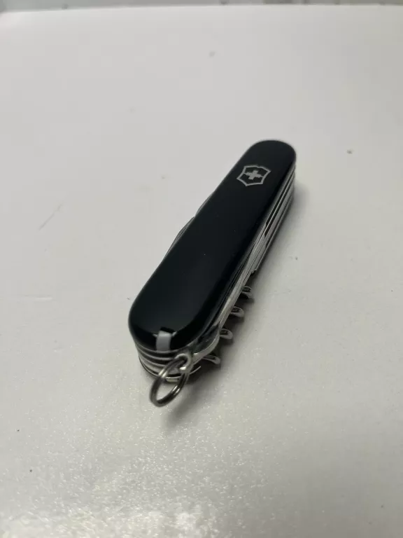 victorinox-137133-scyzoryk-huntsman-91-mm-15-funkcji-czarny-model-huntsman-black