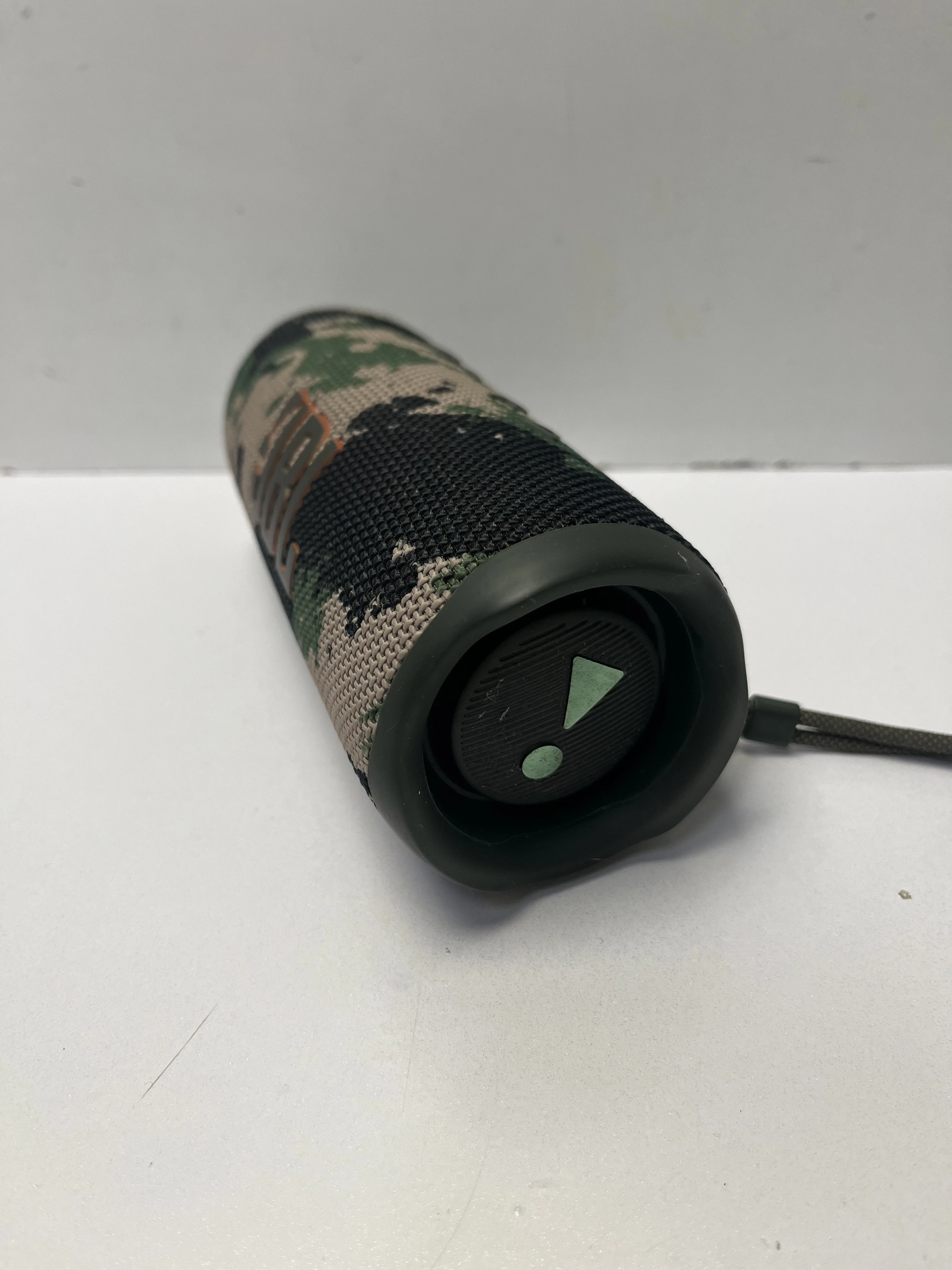 glosnik-bt-jbl-flip-6-funkcje-221089-4