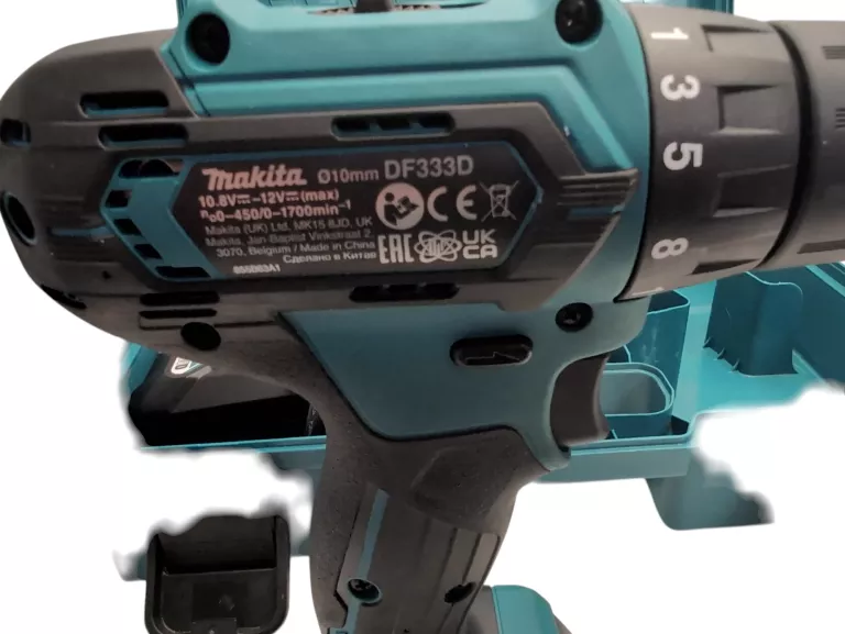 makita-df333d-ladowarka-akumulator-walizka-stan-11323-2