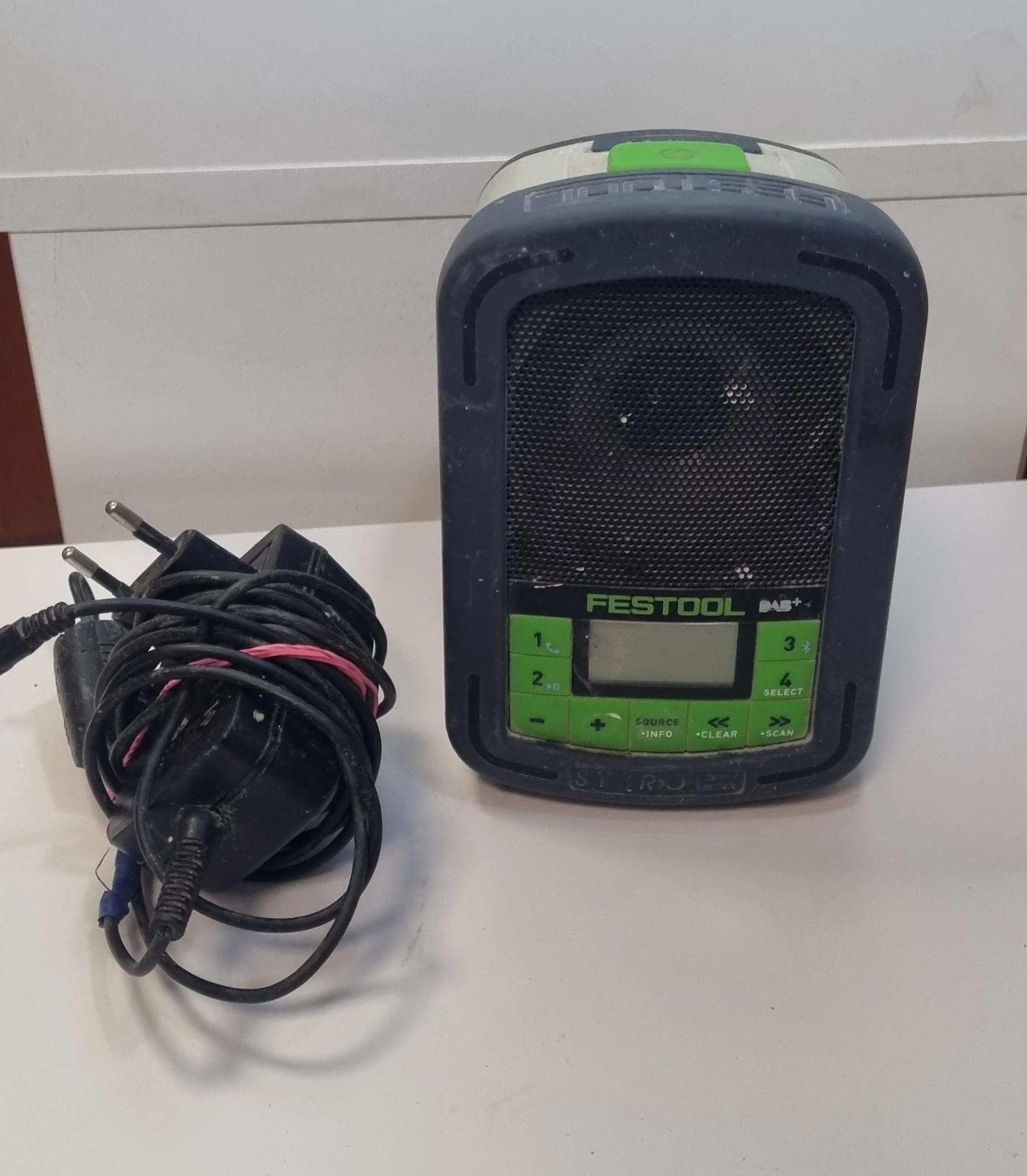 radio-festol-br-10-dab-senatorska-38-legnica