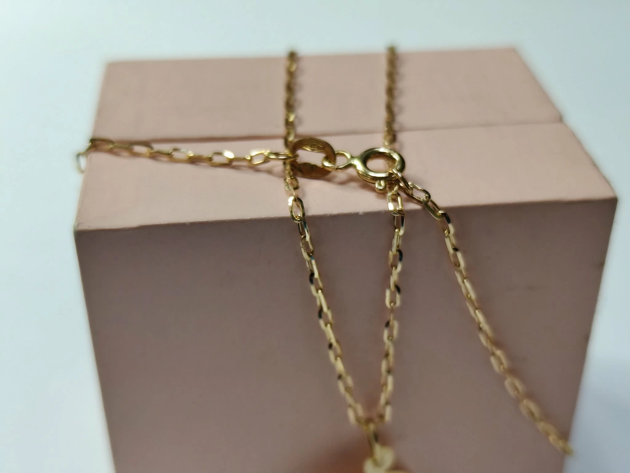 przepiekny-zloty-lancuszek-z-bozia-zloto-14-k-idealny-na-komunie-257-g-marka-248811-958954