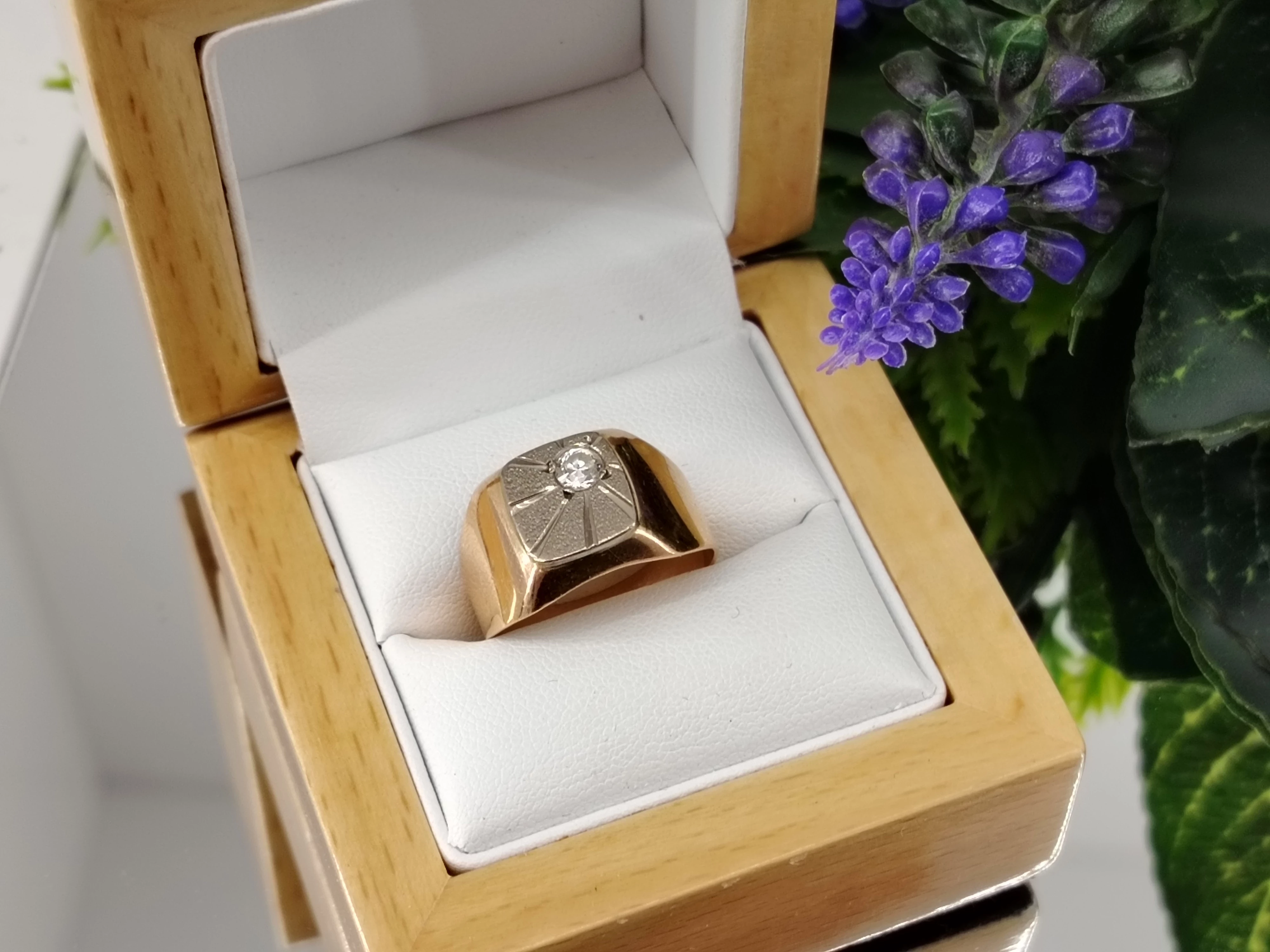 piekny-zloty-sygnet-z-cyrkonia-zloto-585-499g-aleja-wolnosci-15b-czestochowa-sj