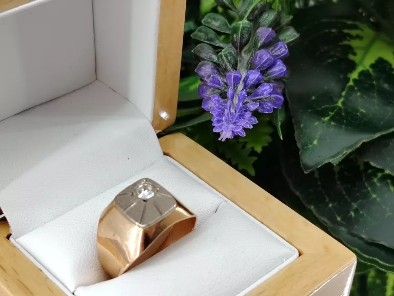 piekny-zloty-sygnet-z-cyrkonia-zloto-585-499g-material-17128-2