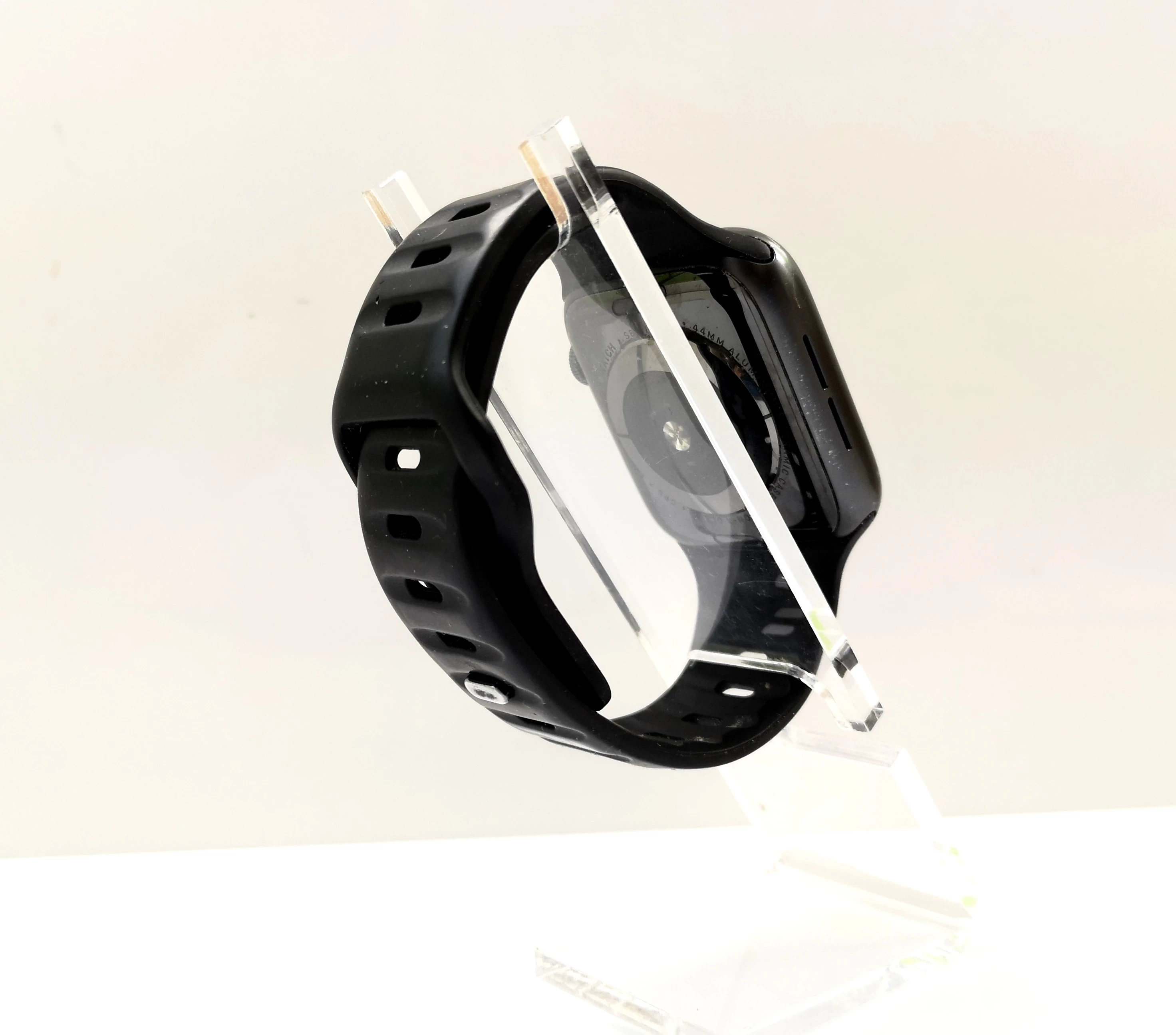 smartwatch-apple-watch-series-5-44mm-material-koperty-212886-258010