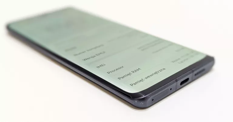 telefon-huawei-p30-pro-8128gb-dualsim-czarny-wbudowana-pamiec-202869-214189