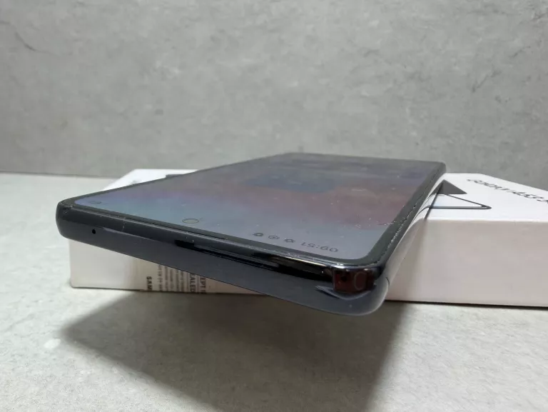 telefon-samsung-galaxy-a53-5g-6128gb-pudelko-kod-producenta-sm-a536bzkneue