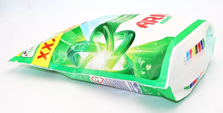 kapsulki-do-prania-ariel-allin1-pods-sensitive-skin-50kaps-marka-248811-1938630