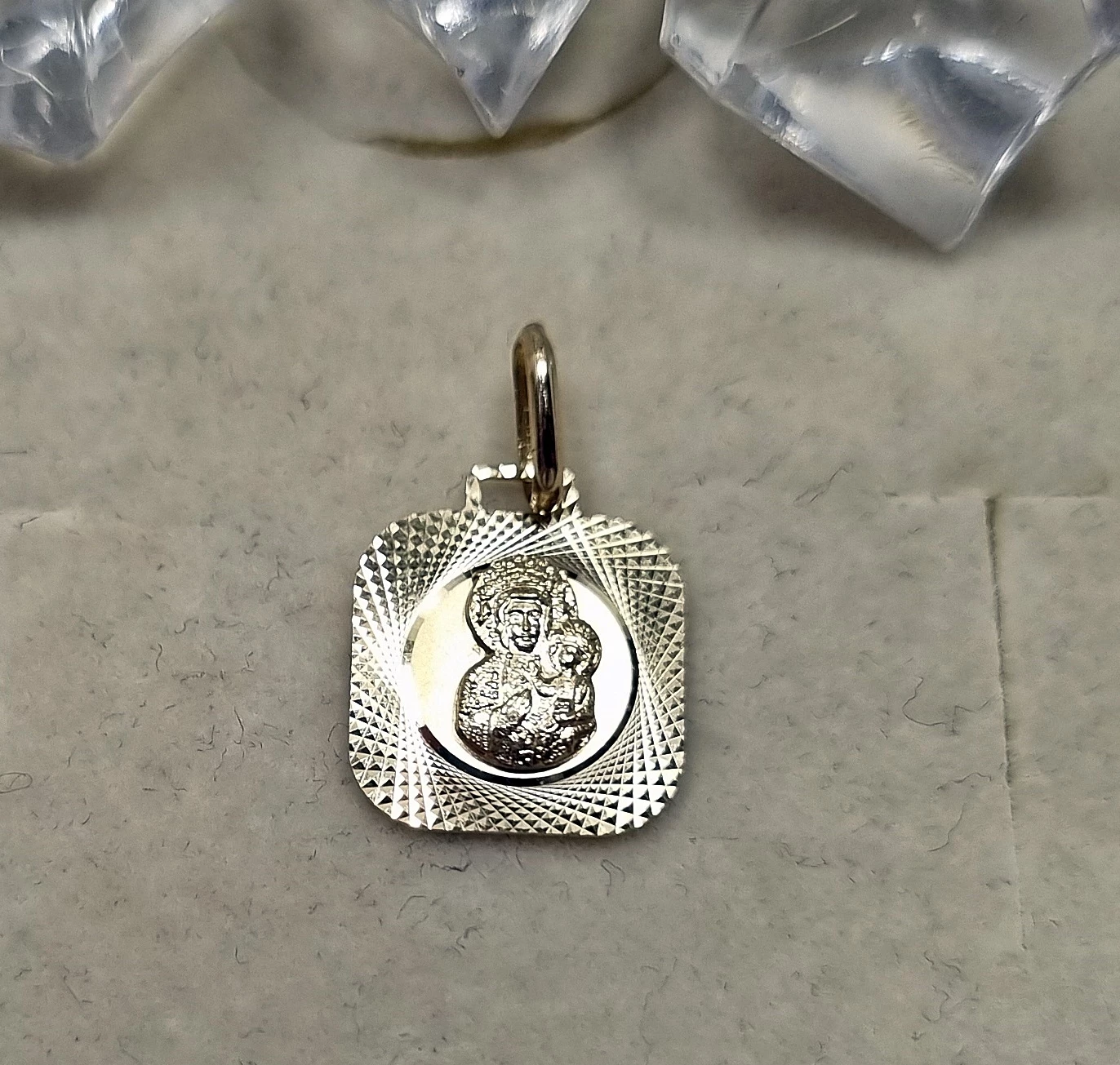 zloty-medalik-matka-boska-10g-585-mikolaja-reja-21-zamosc