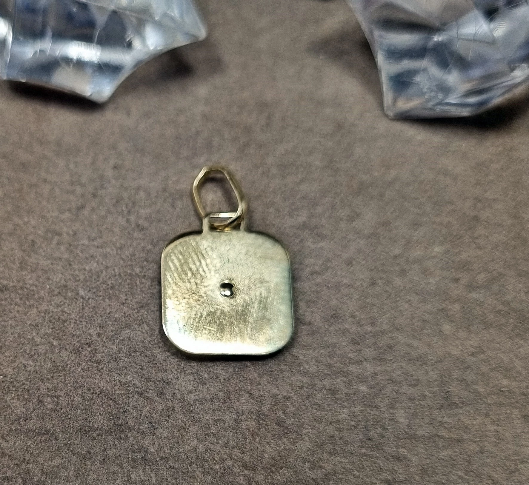 zloty-medalik-matka-boska-10g-585-motyw-129129-1781623