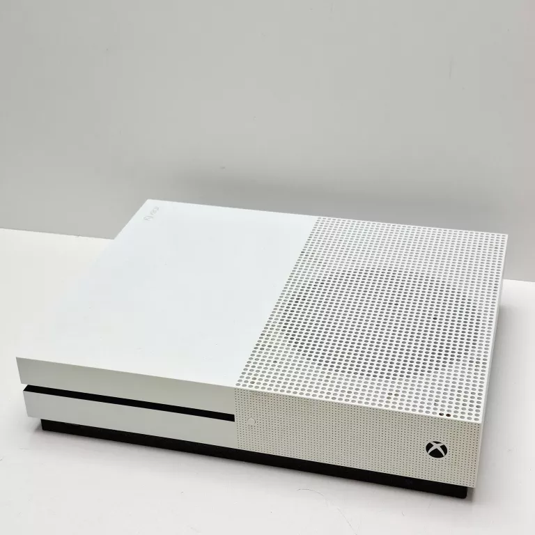 konsola-xbox-one-s-500-gb-2-pady-stan-11323-2