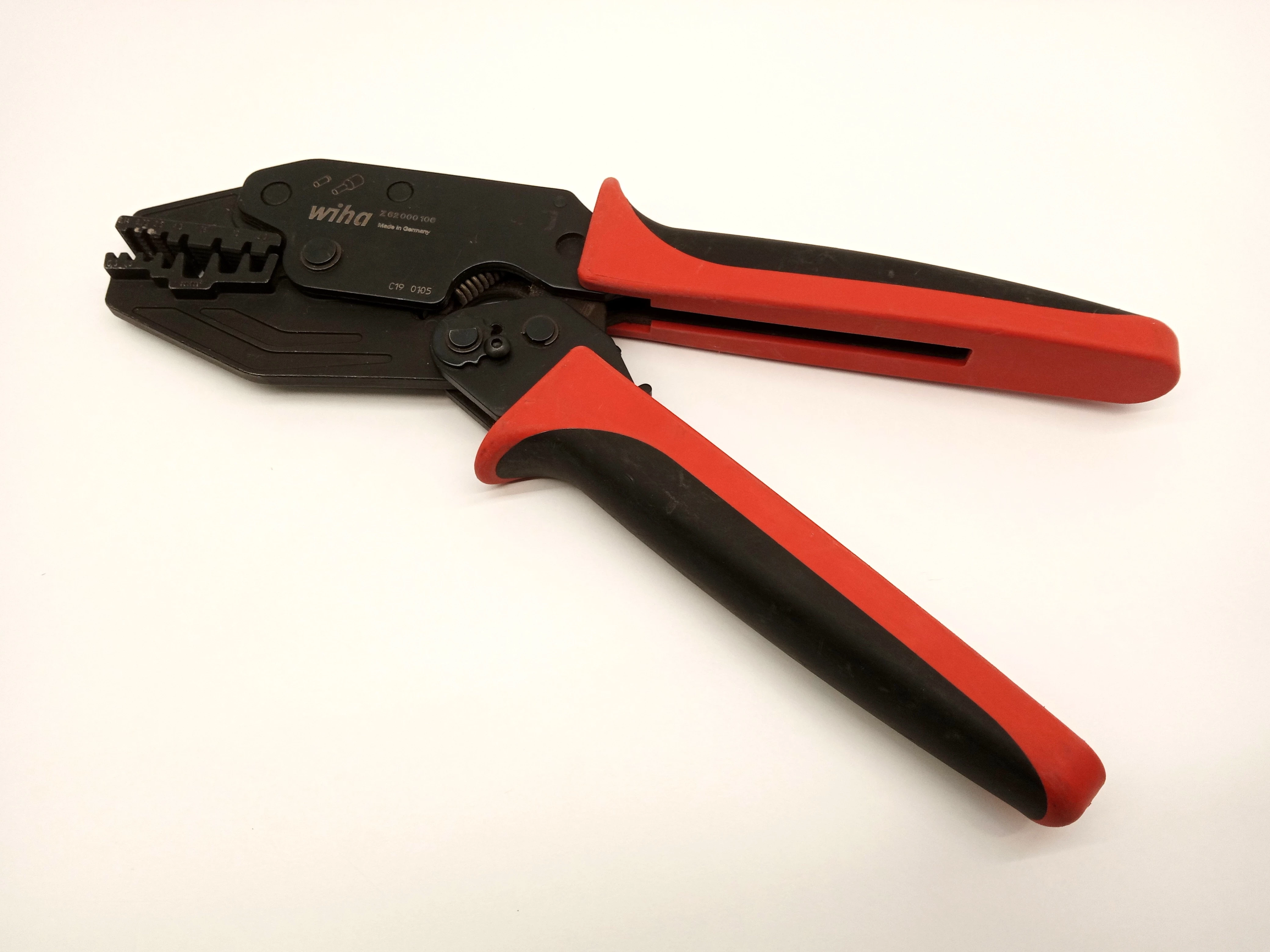 zaciskarka-do-przewodow-kabli-tulejek-wiha-zeromskiego-76-radom