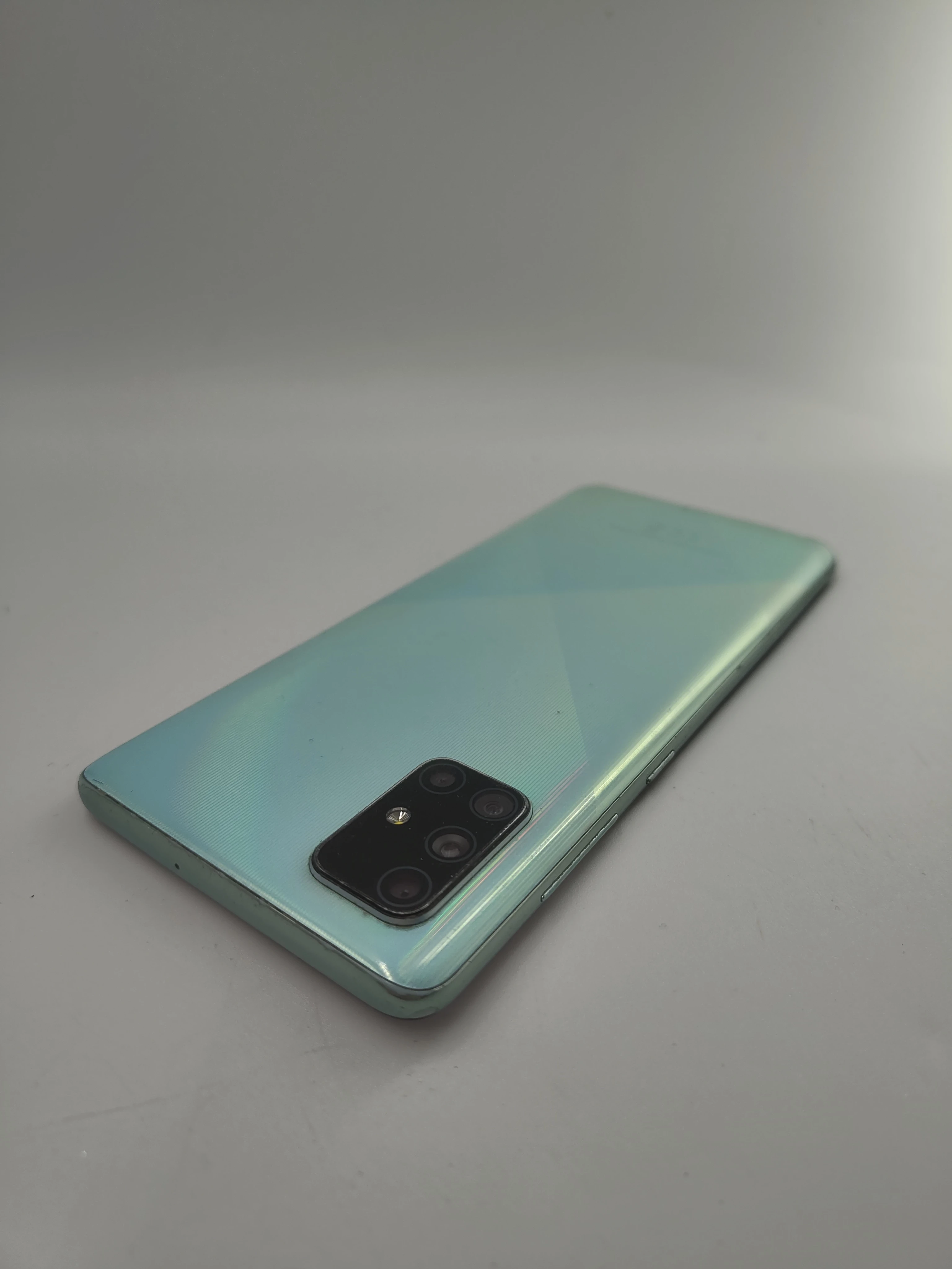 telefon-samsung-a71-wbudowana-pamiec-202869-214189