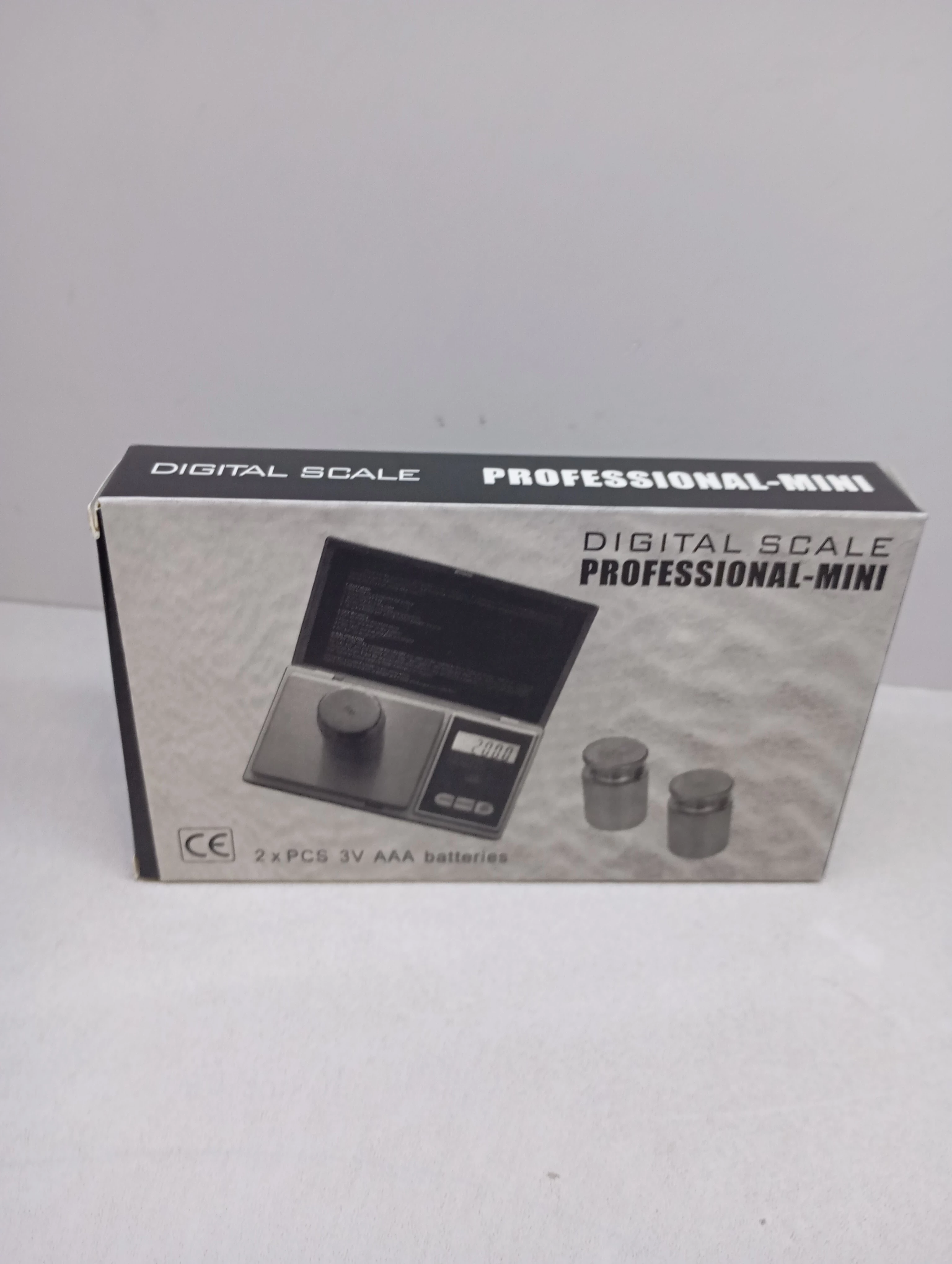 elektroniczna-waga-jubilerska-001g200g-w-004-model-w004