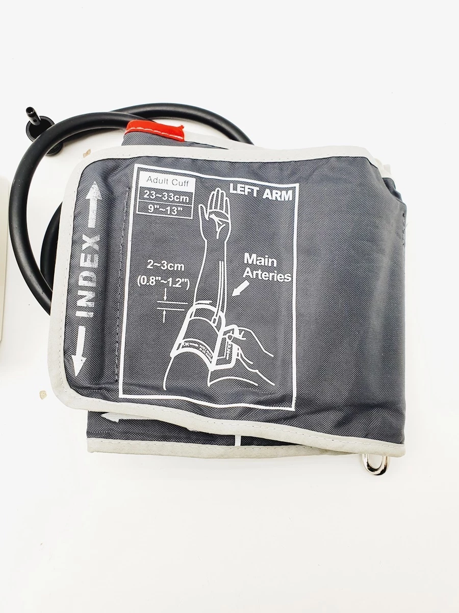 elektroniczny-cisnieniomierz-naramienny-omron-m2-essential-komplet-ean-gtin-4015672112230