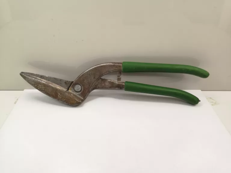 nozyce-do-blachy-bessey-118-300l-28-czerwca-313-poznan-ska-x