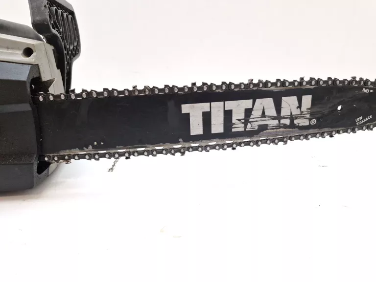 pila-elektryczna-do-drewna-2000w-titan-pilarka-lancuchowa-ttl758chn-40-cm-seria-ttl