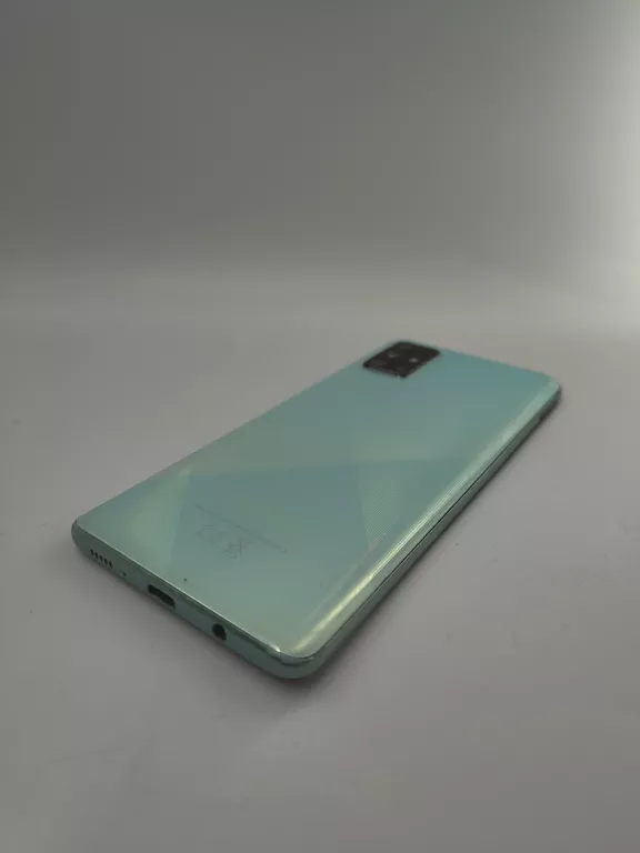 telefon-samsung-a71-przekatna-ekranu-670