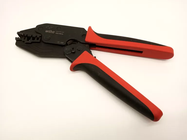 zaciskarka-do-przewodow-kabli-tulejek-wiha-zeromskiego-76-radom