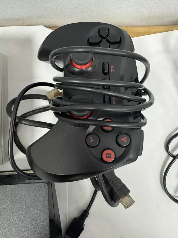 konsola-ps3-2-pady-gry-5-kolor-249512-1647413