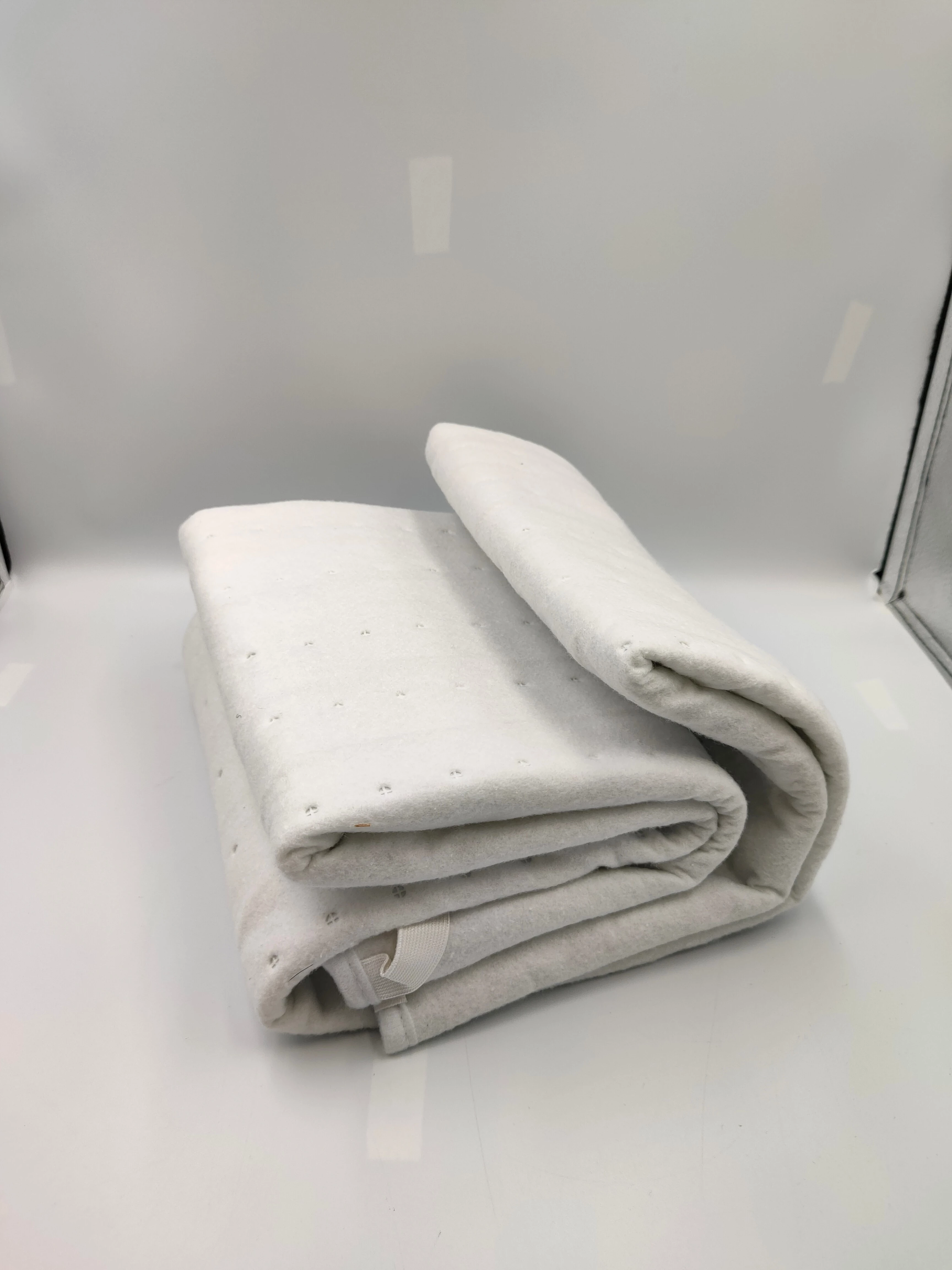 podklad-grzewczy-medisana-hu-662-biala-6-trybow-material-209462-239106