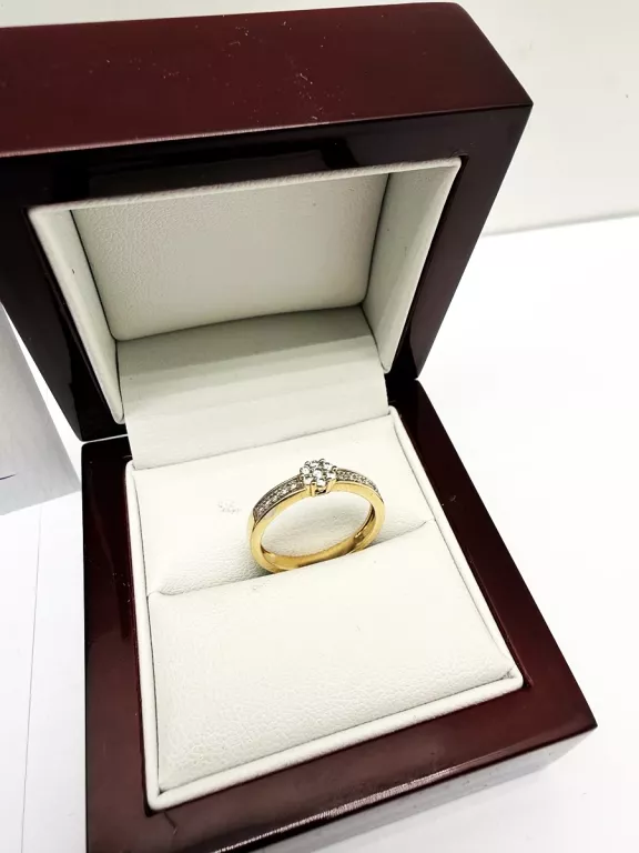 pierscionek-z-brylantem-waga-238-proba-585-pilsudskiego-86-wroclaw