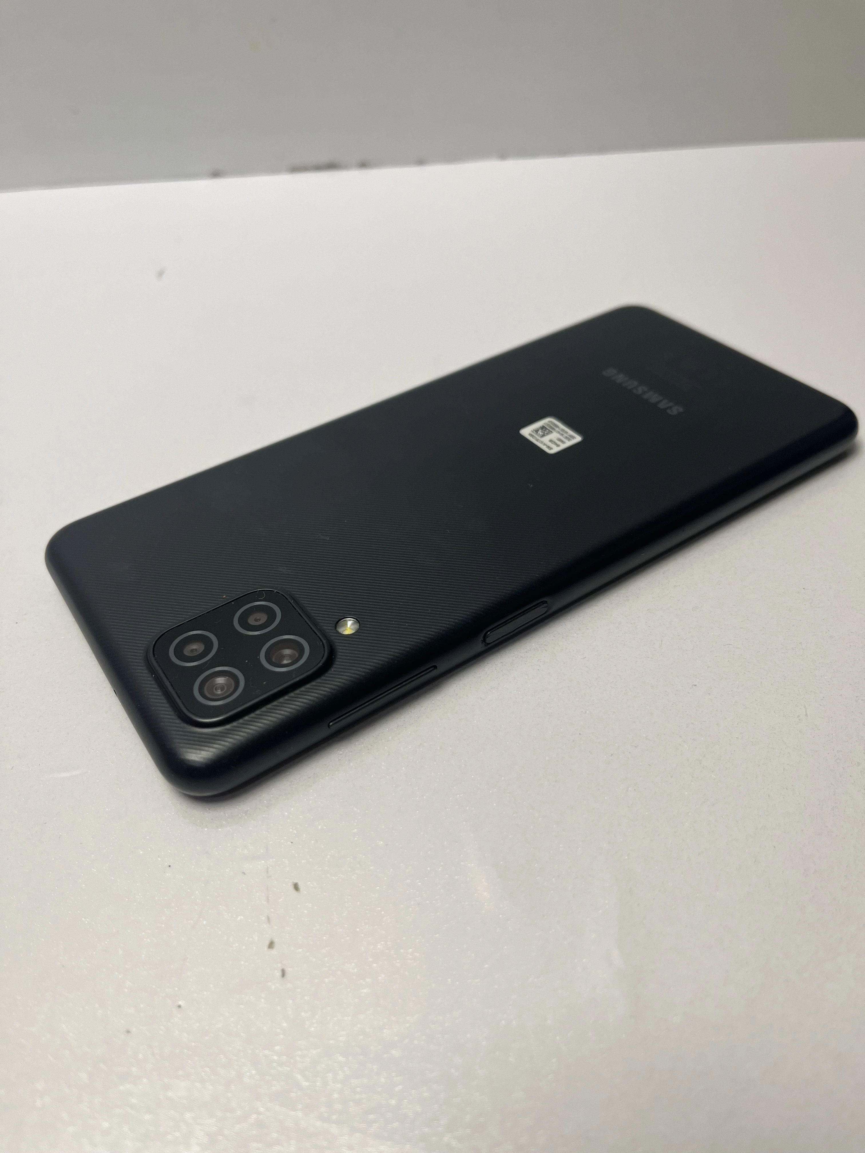 telefon-samsung-galaxy-a12-464gb-system-operacyjny-4388-1