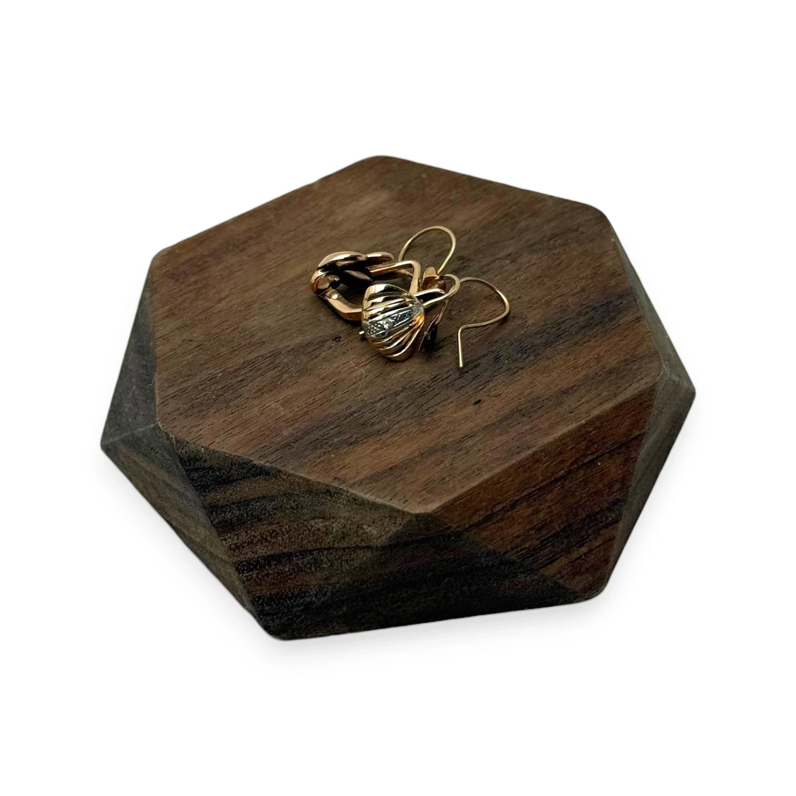 zlom-zlota-kolczyki-proba-585-waga-253g-rynek-16-katy-wroclawskie