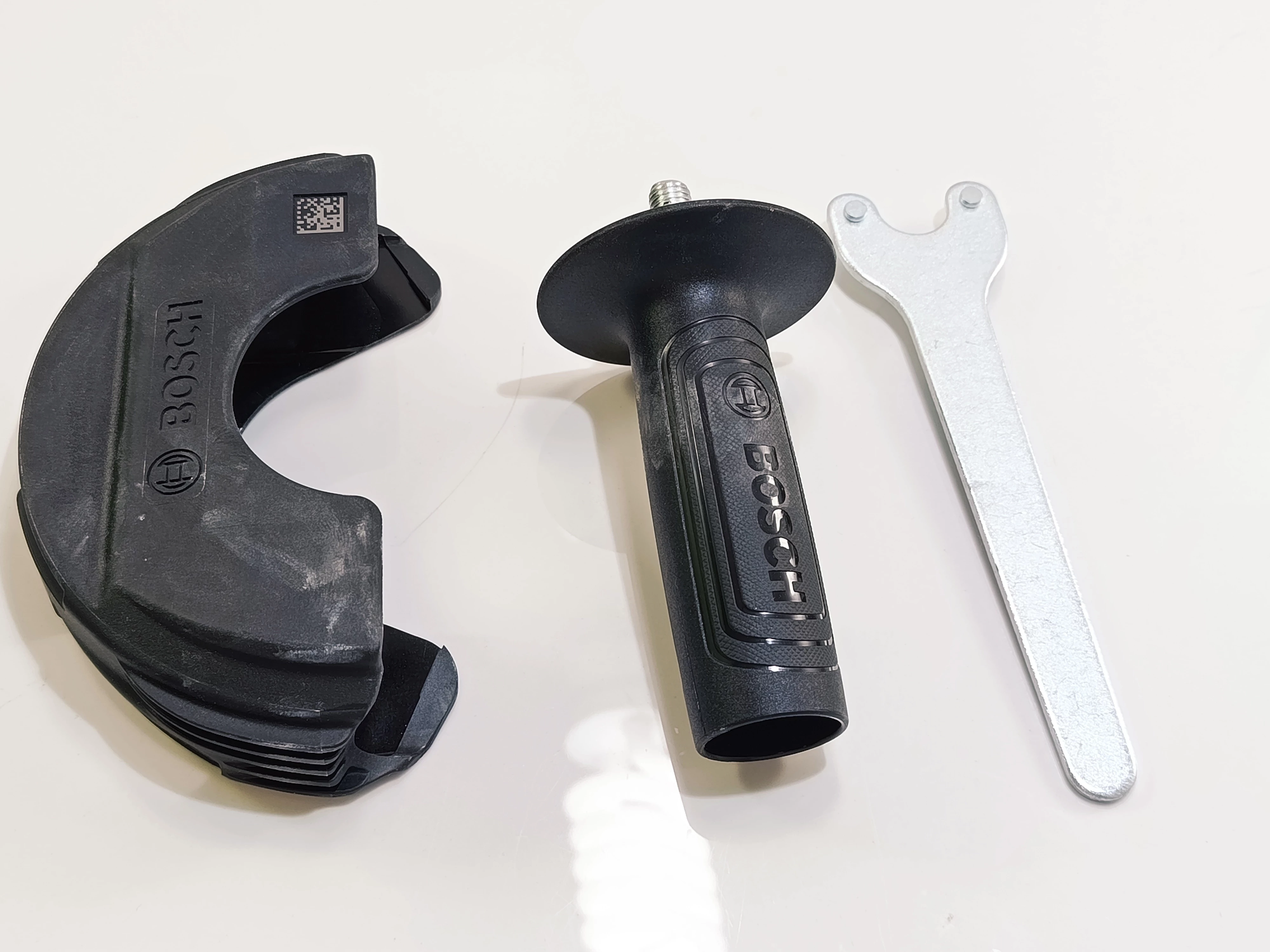 szlifierka-katowa-bosch-professional-gws-18v-8-walizka-ean-gtin-3165140726399