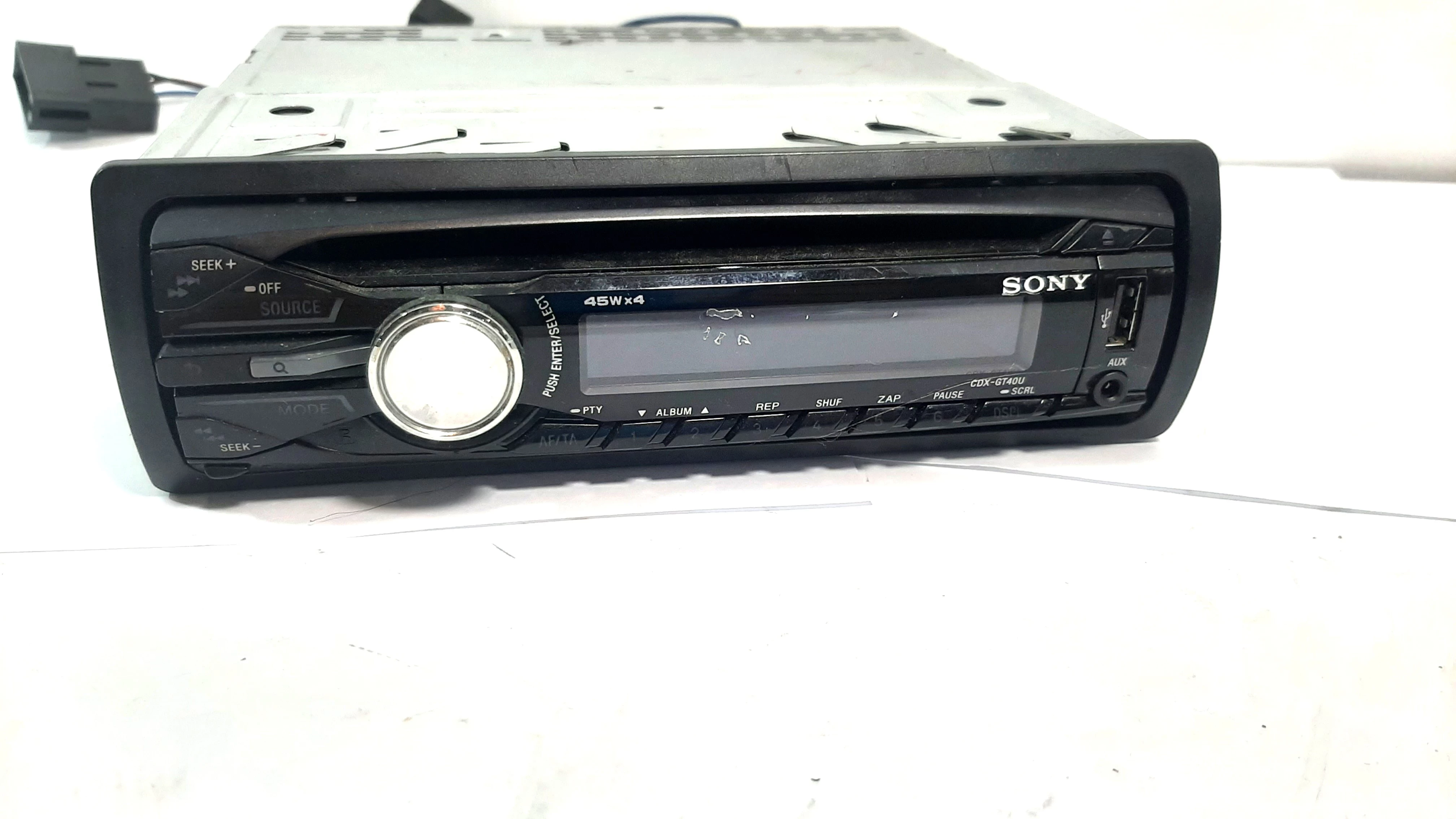 radio-samochodowe-sony-cdx-gt40u-montaz-205798-224902