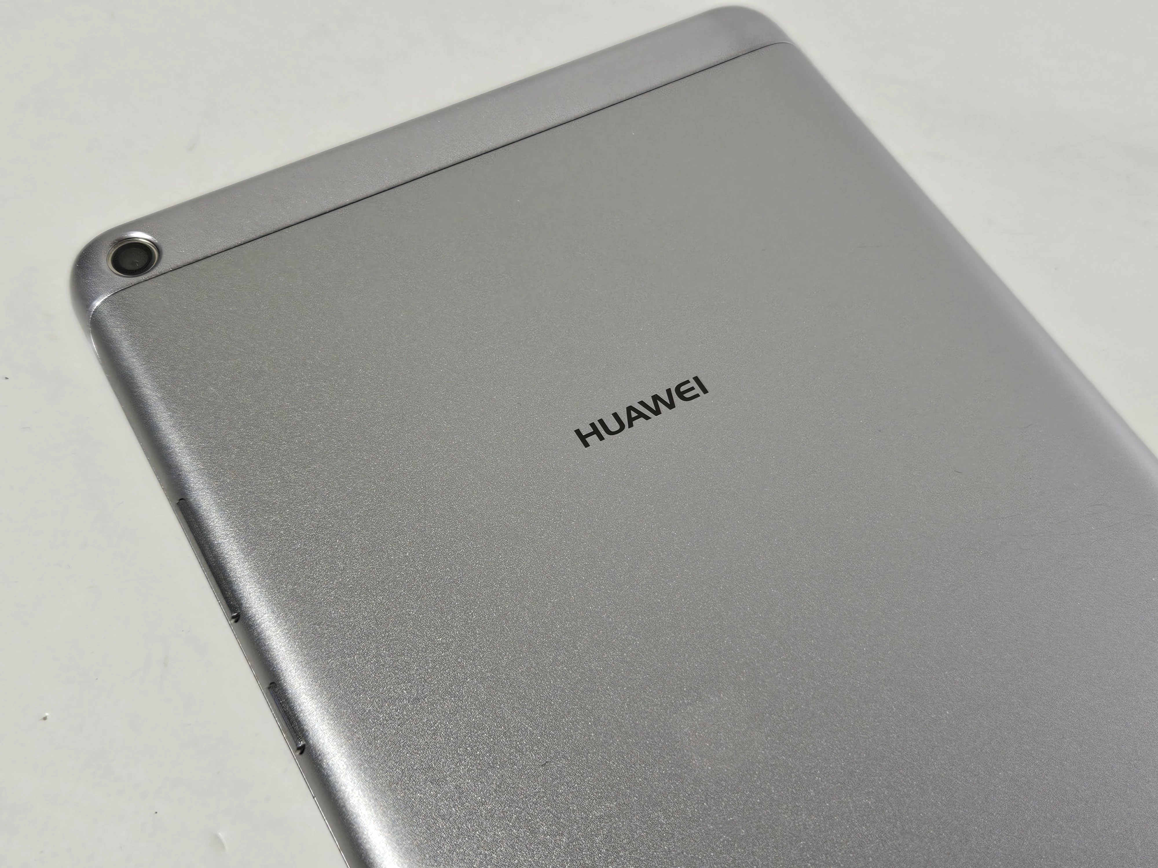tablet-huawei-mediapad-t3-216-komunikacja-219-2